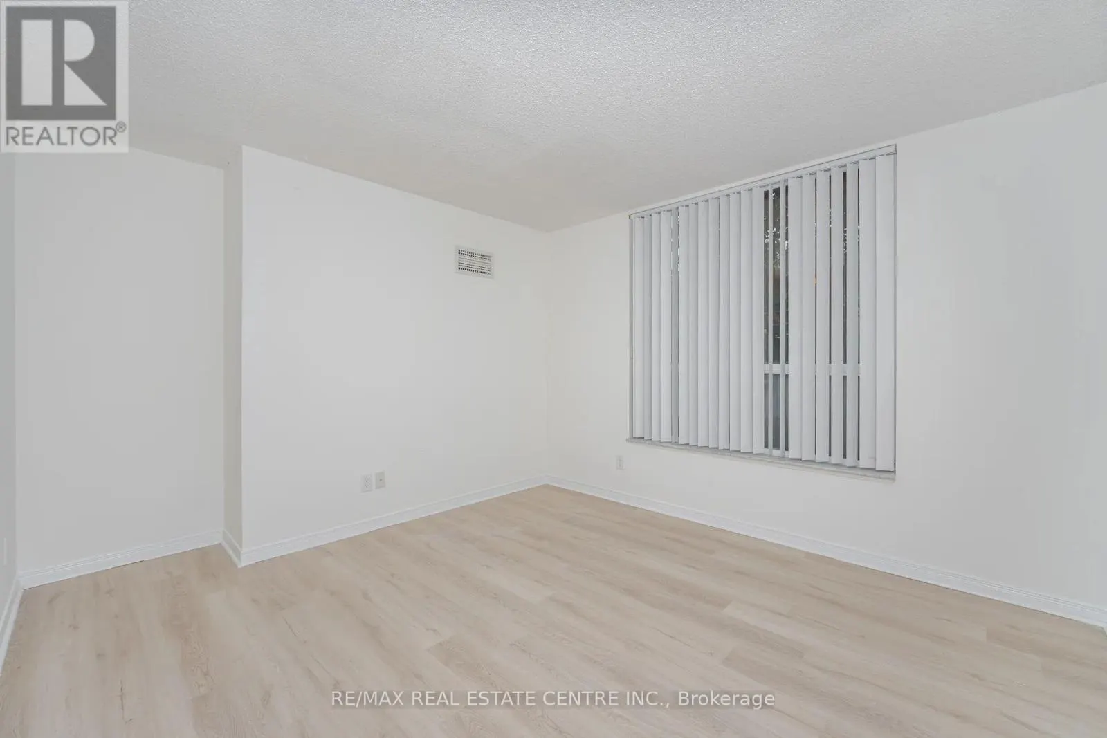 109 - 4850 GLEN ERIN DRIVE