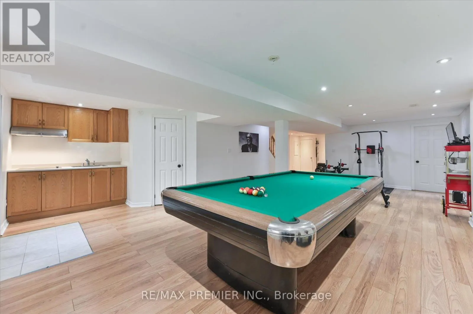 78 ARCHBURY CIRCLE
