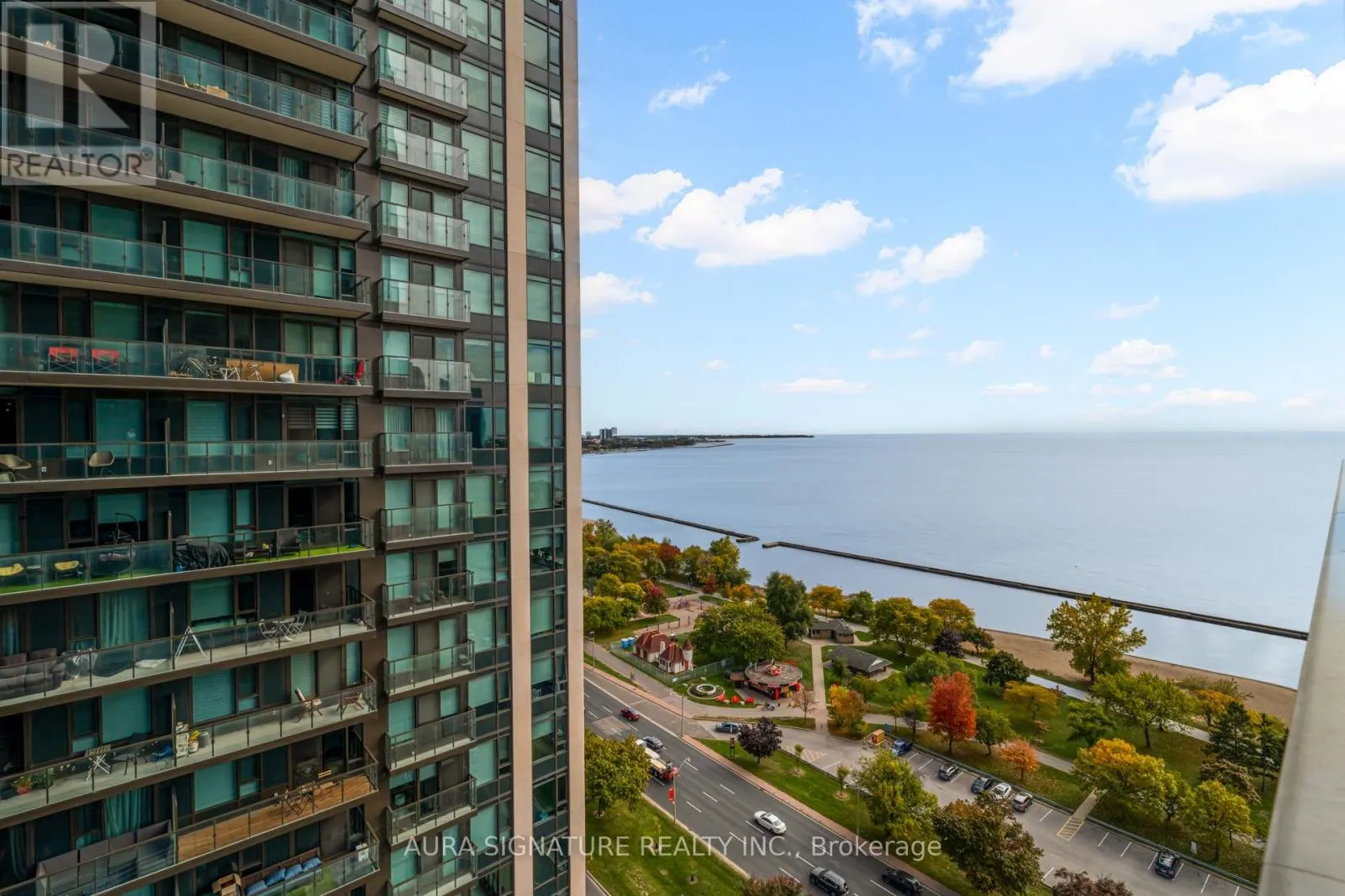2205 - 1928 LAKE SHORE BOULEVARD W