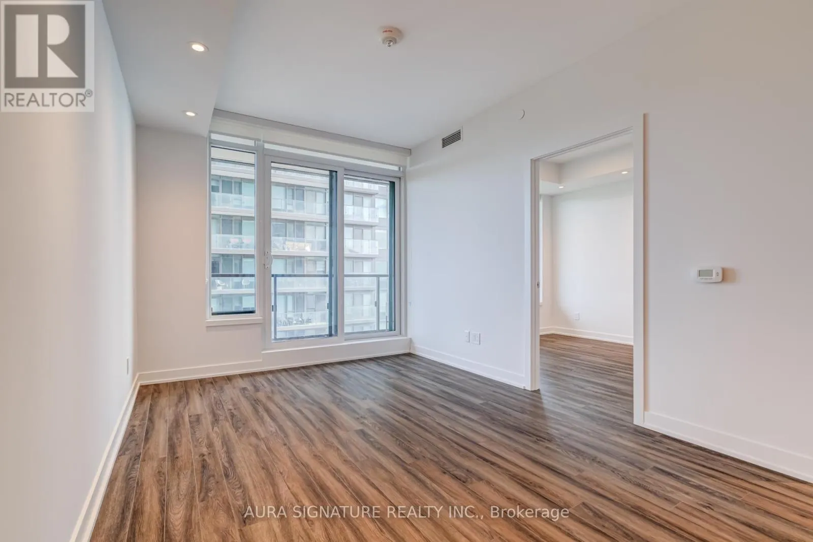 2205 - 1928 LAKE SHORE BOULEVARD W
