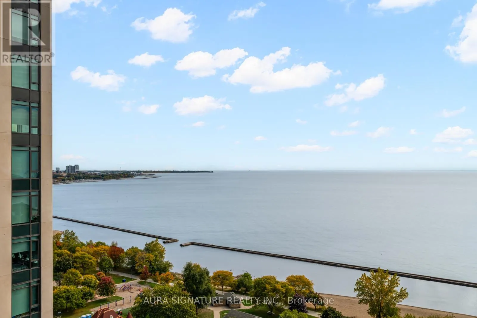 2205 - 1928 LAKE SHORE BOULEVARD W
