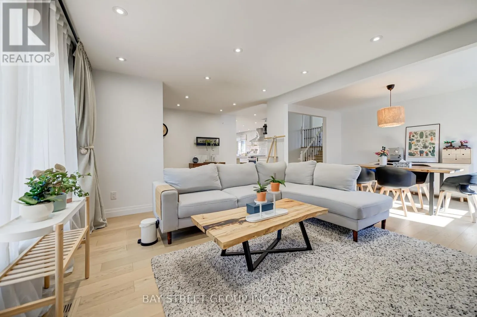 3420 CHARMAINE HEIGHTS