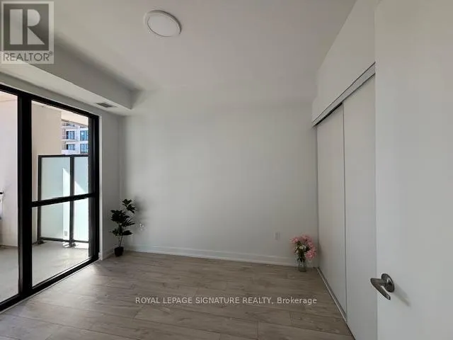 D204 - 720 WHITLOCK AVENUE