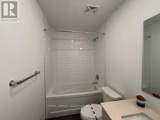 D204 - 720 WHITLOCK AVENUE