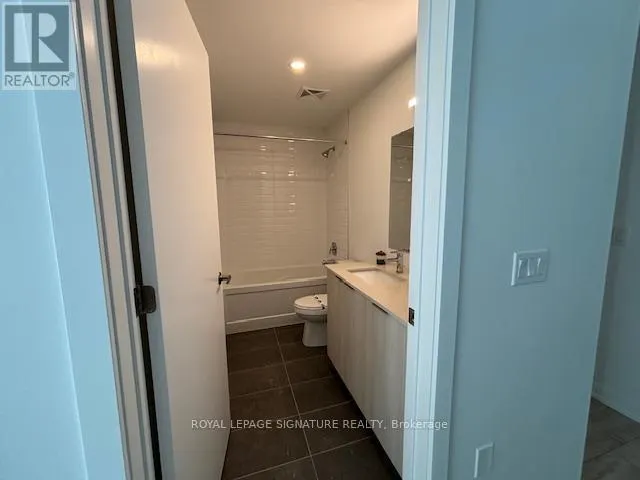 D204 - 720 WHITLOCK AVENUE