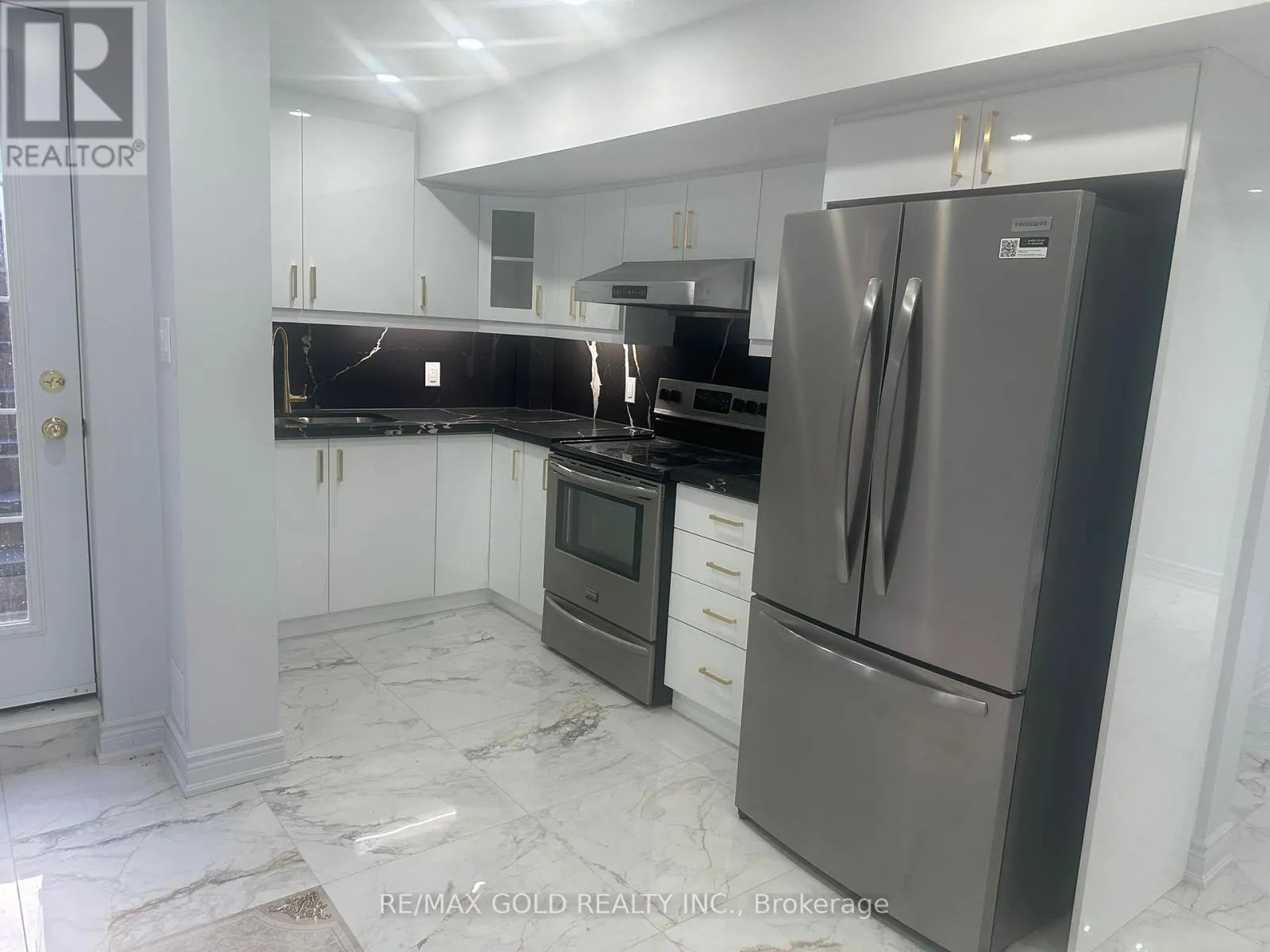 BASEMENT - 5349 TENTH LINE W