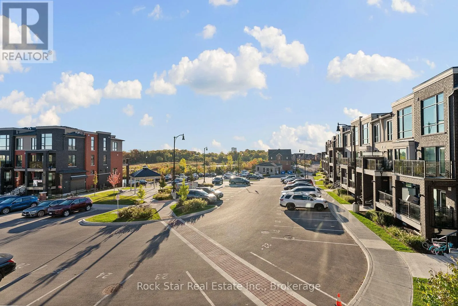 5 - 185 VETERANS DRIVE, #5