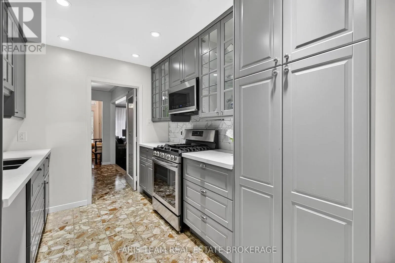 38 COLLINGDALE ROAD