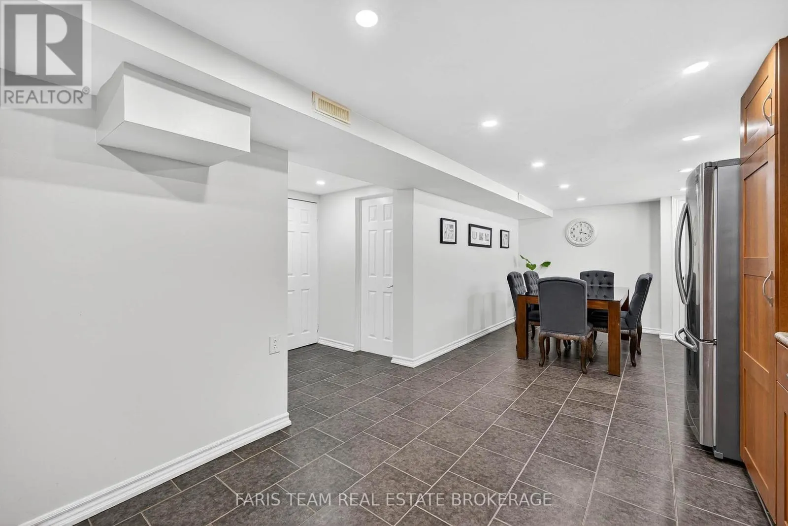 38 COLLINGDALE ROAD