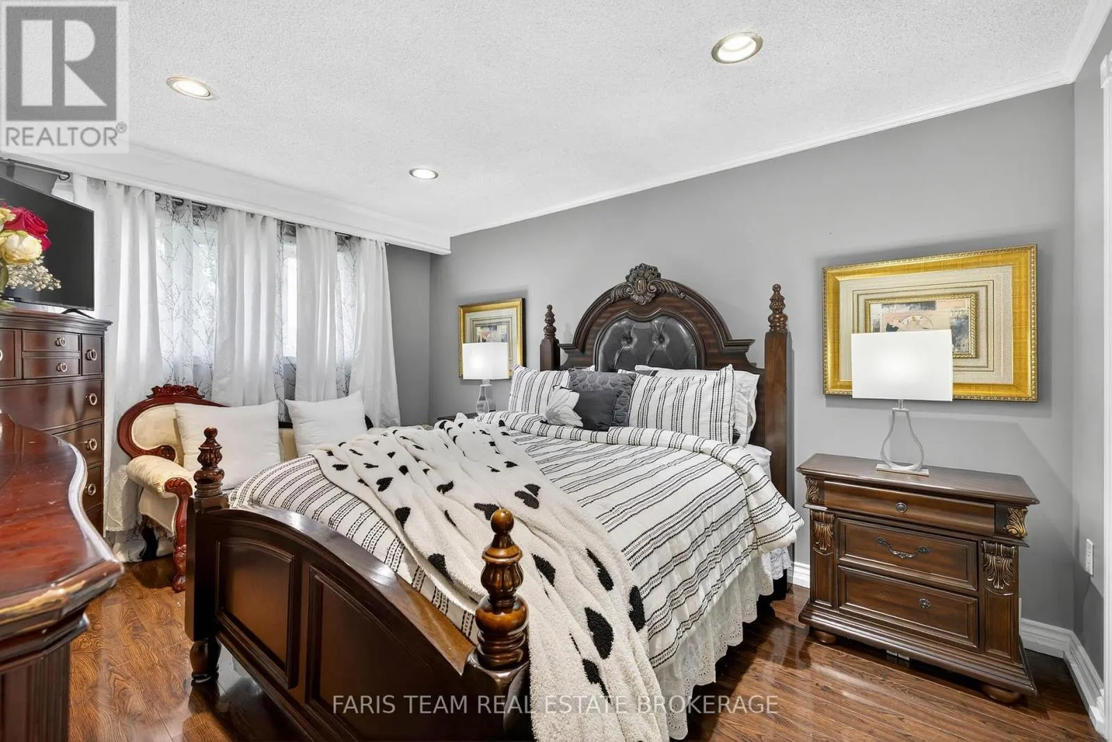 38 COLLINGDALE ROAD