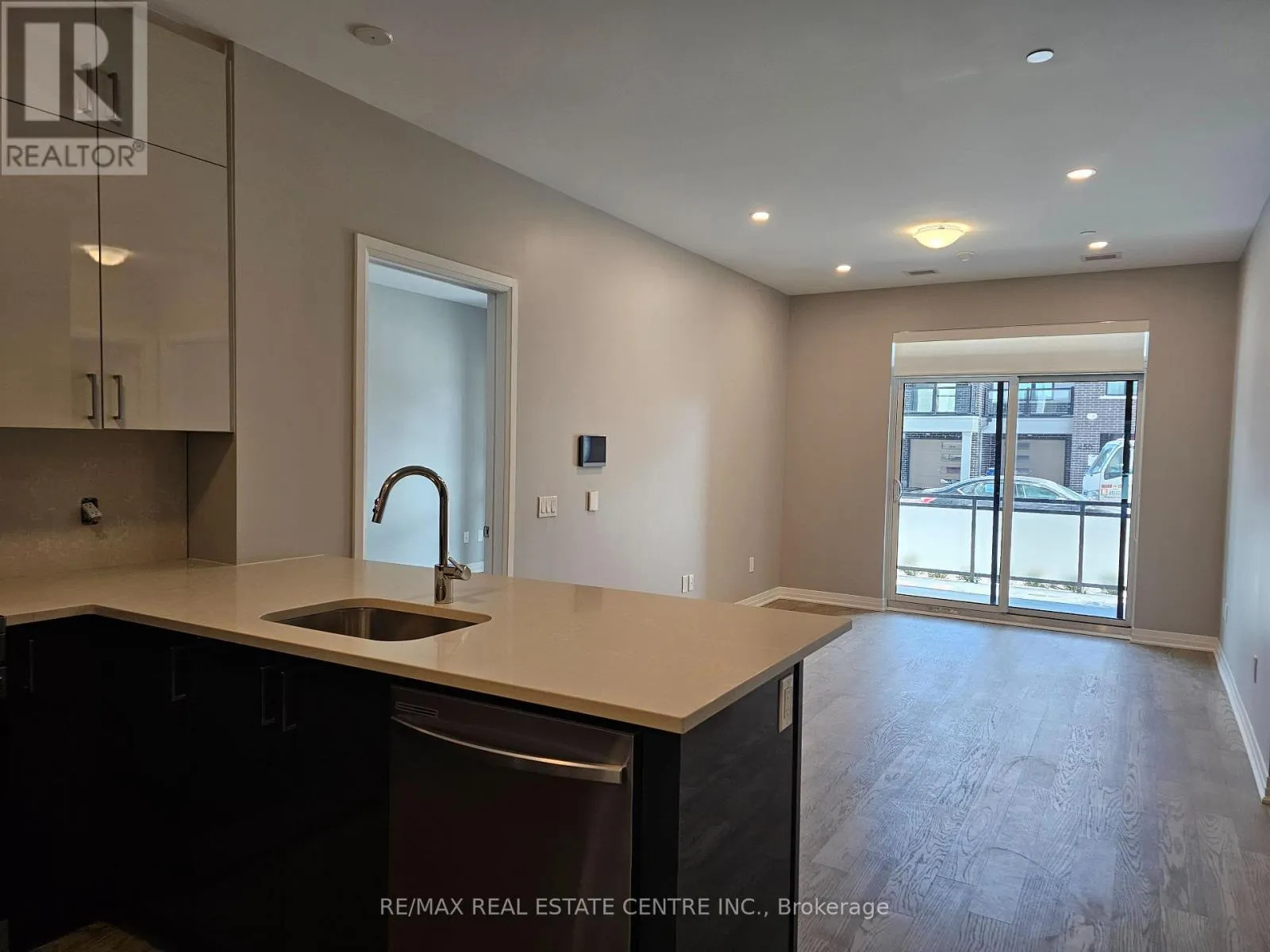 101 - 470 GORDON KRANTZ AVENUE