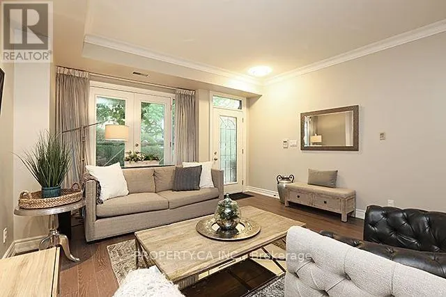 TH7 - 2111 LAKE SHORE BOULEVARD W