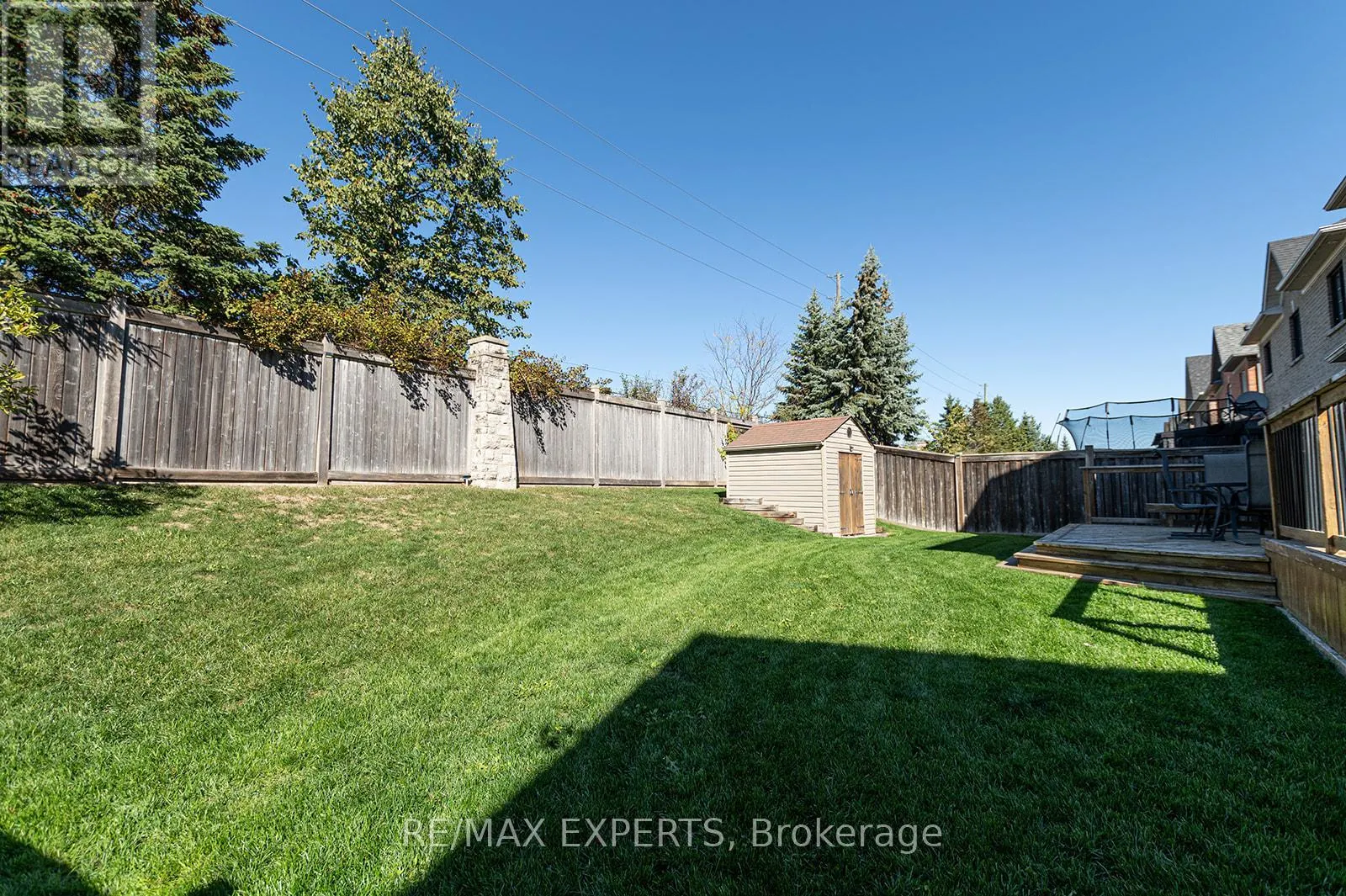 34 LAURENTIDE CRESCENT