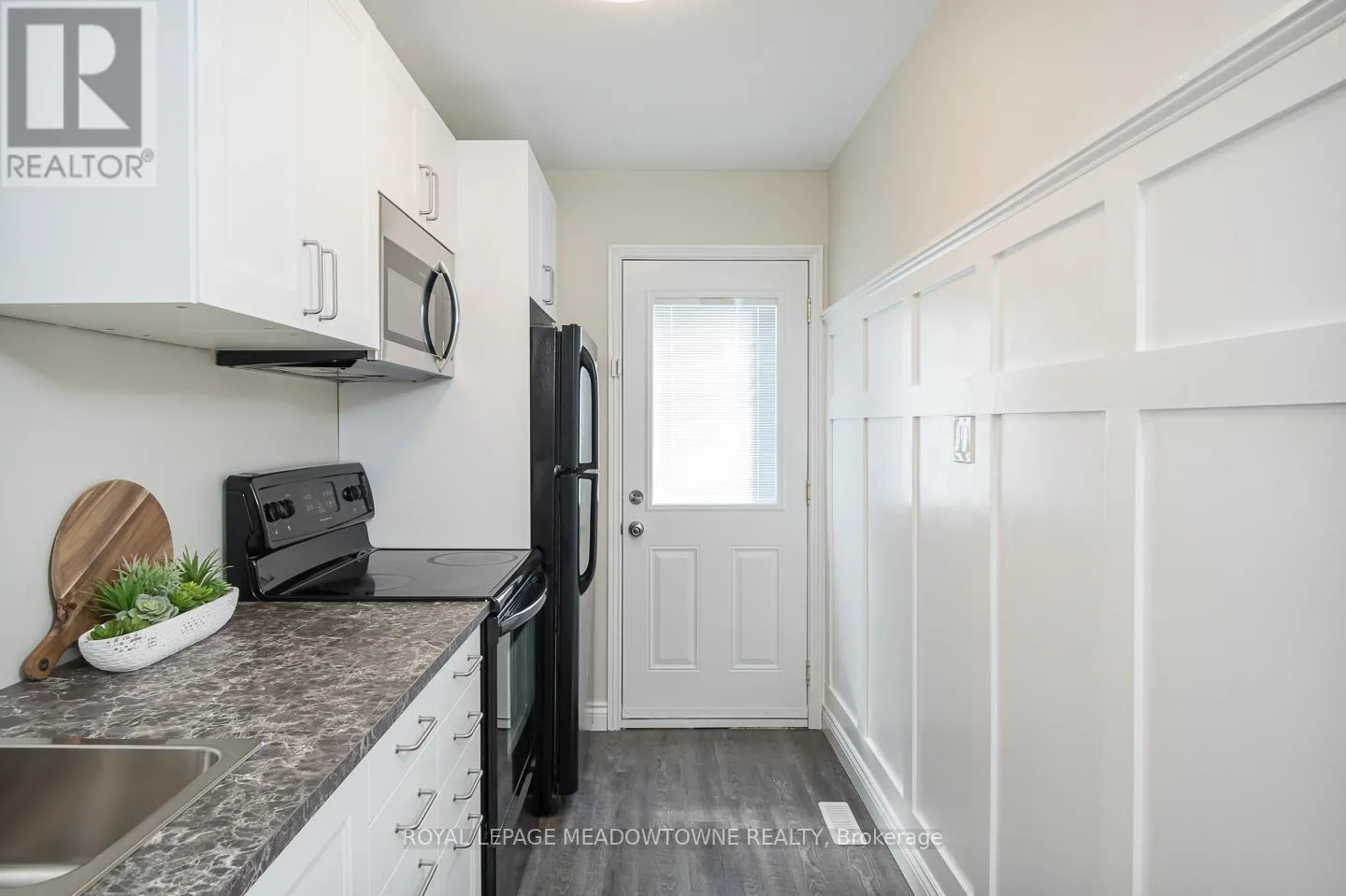 LOWER - 611 BEAVER COURT