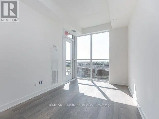 521 - 5220 DUNDAS STREET