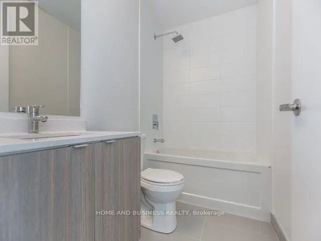 521 - 5220 DUNDAS STREET