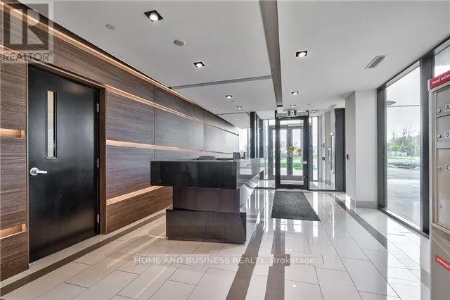 521 - 5220 DUNDAS STREET