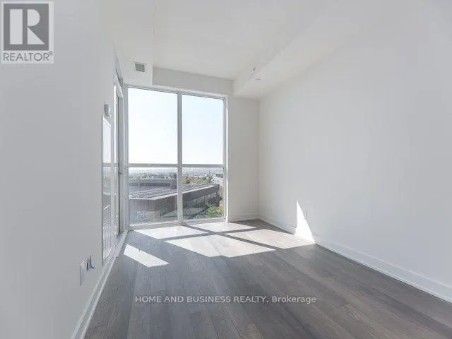 521 - 5220 DUNDAS STREET