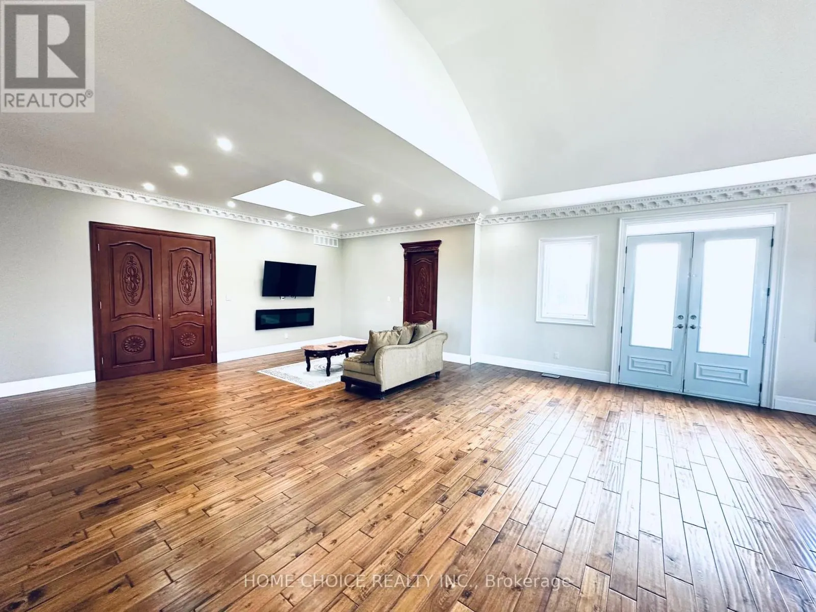 3 STANLEY CARBERRY DRIVE