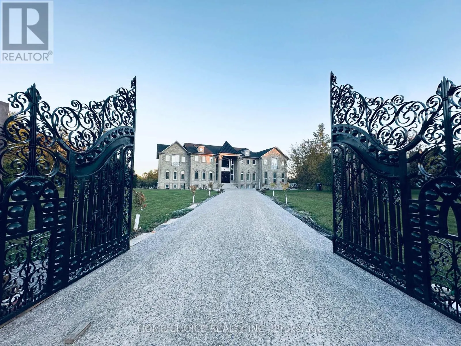 3 STANLEY CARBERRY DRIVE