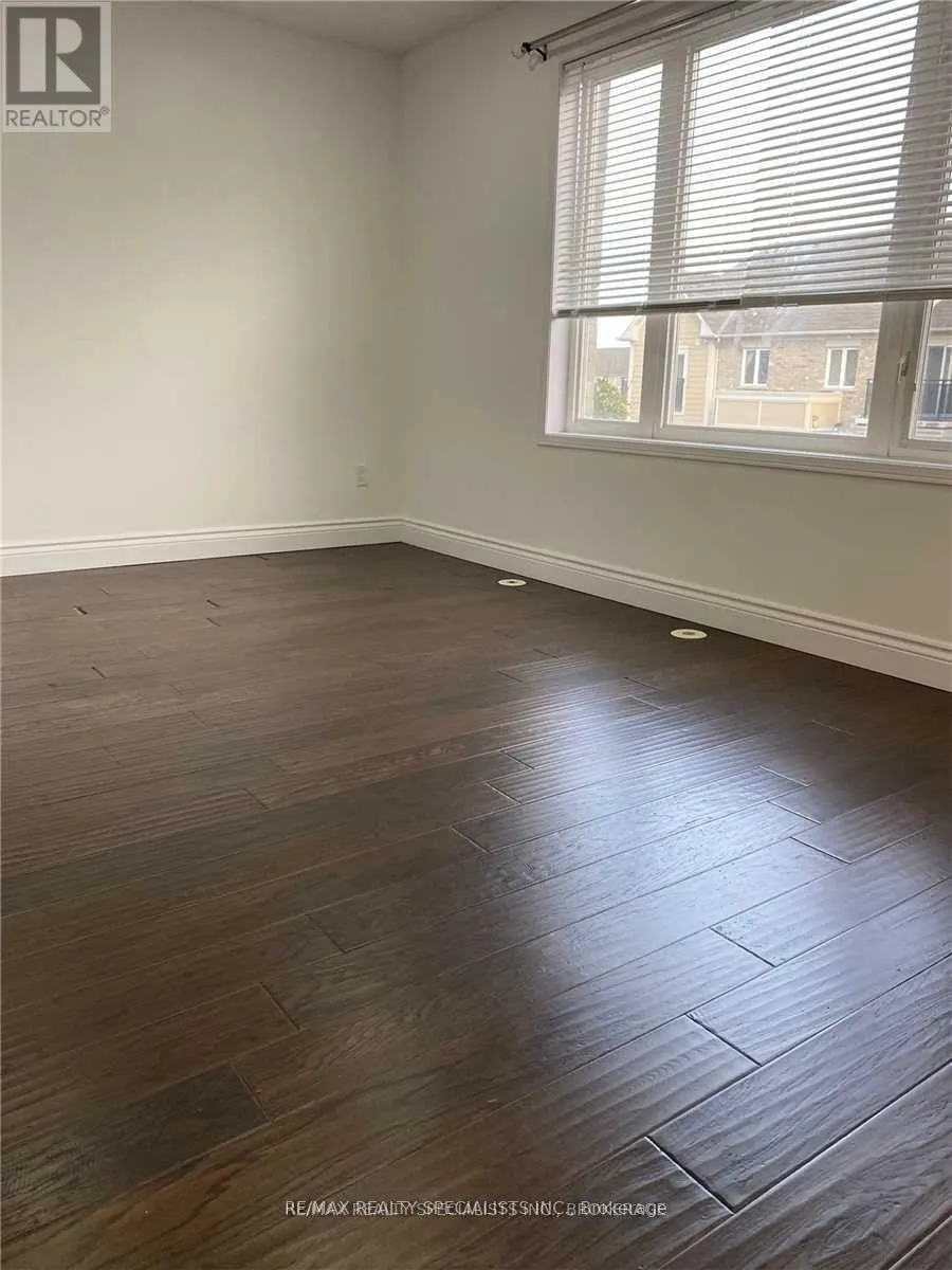 100 - 3108 EGLINTON AVENUE W