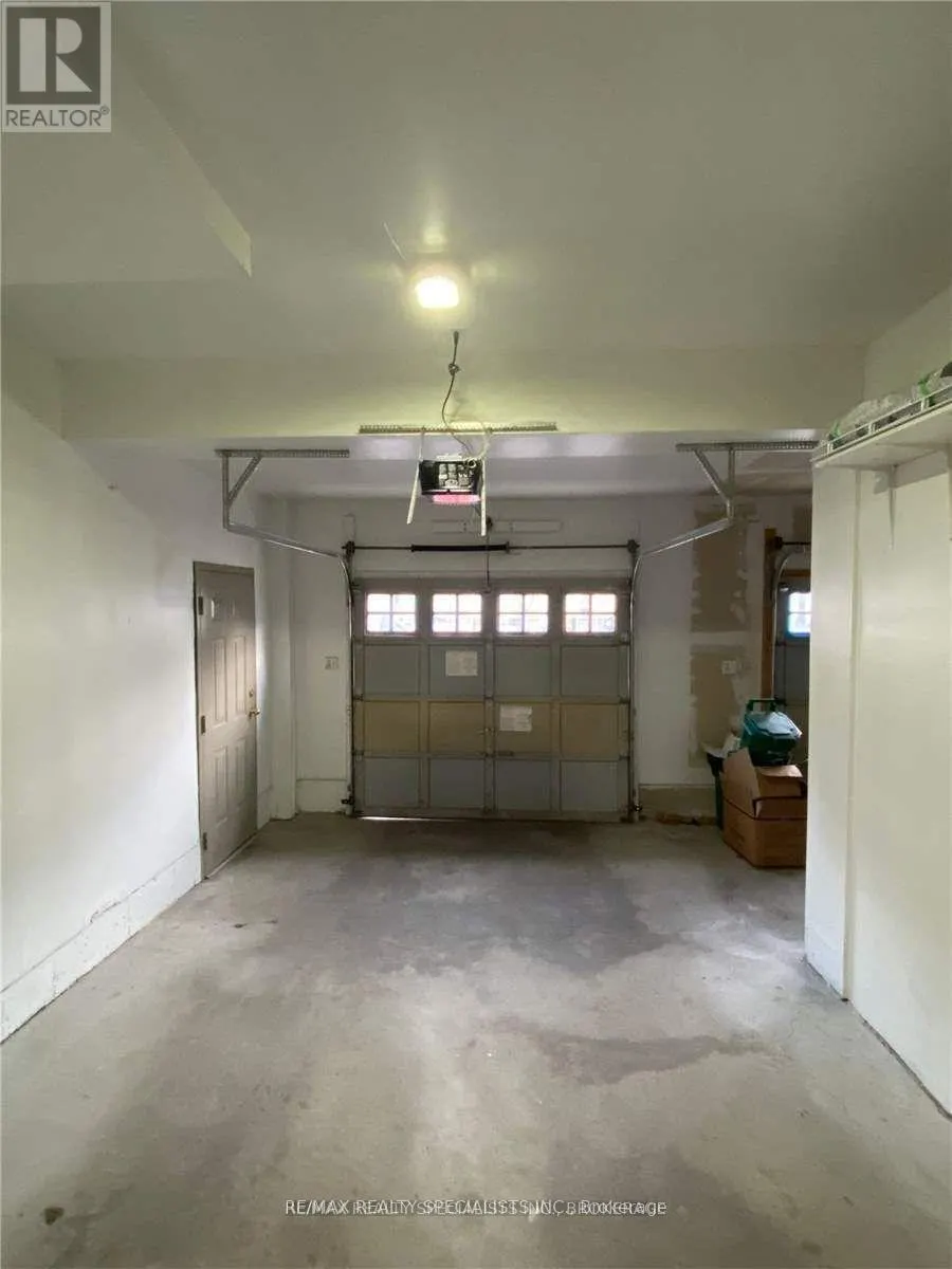 100 - 3108 EGLINTON AVENUE W