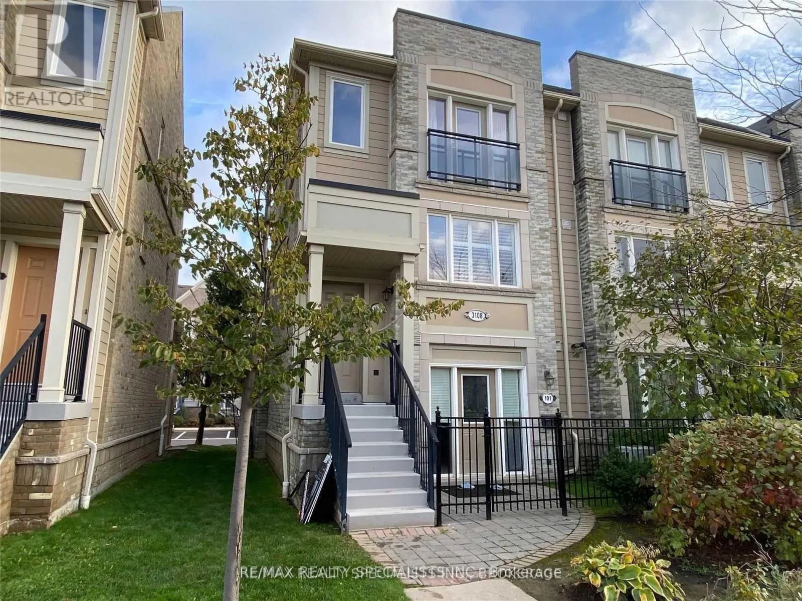 100 - 3108 EGLINTON AVENUE W