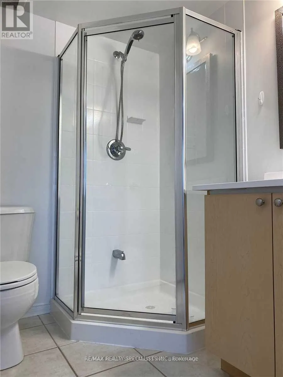 100 - 3108 EGLINTON AVENUE W