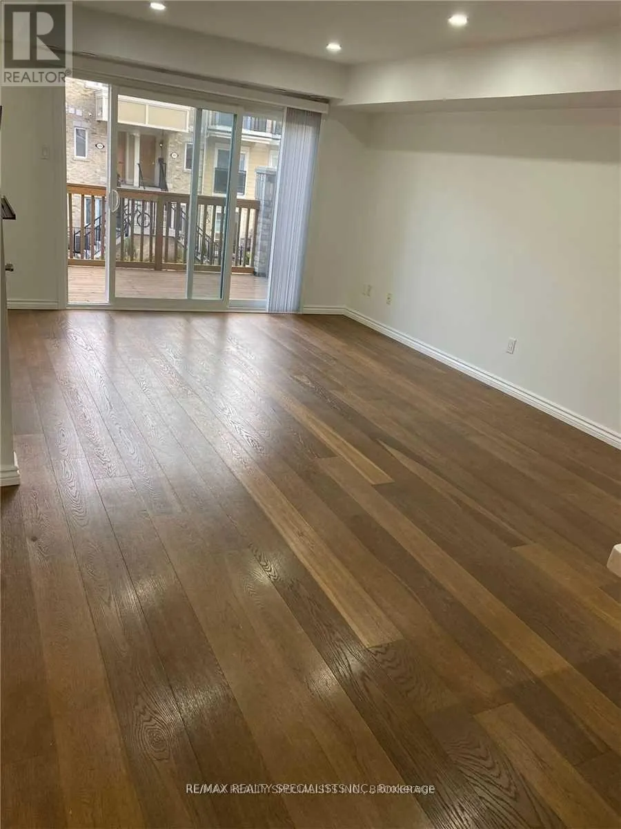 100 - 3108 EGLINTON AVENUE W