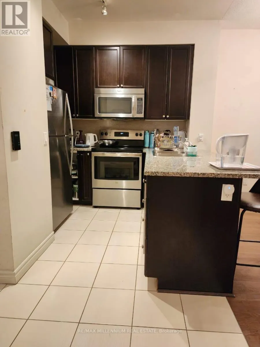 607 - 339 RATHBURN ROAD W
