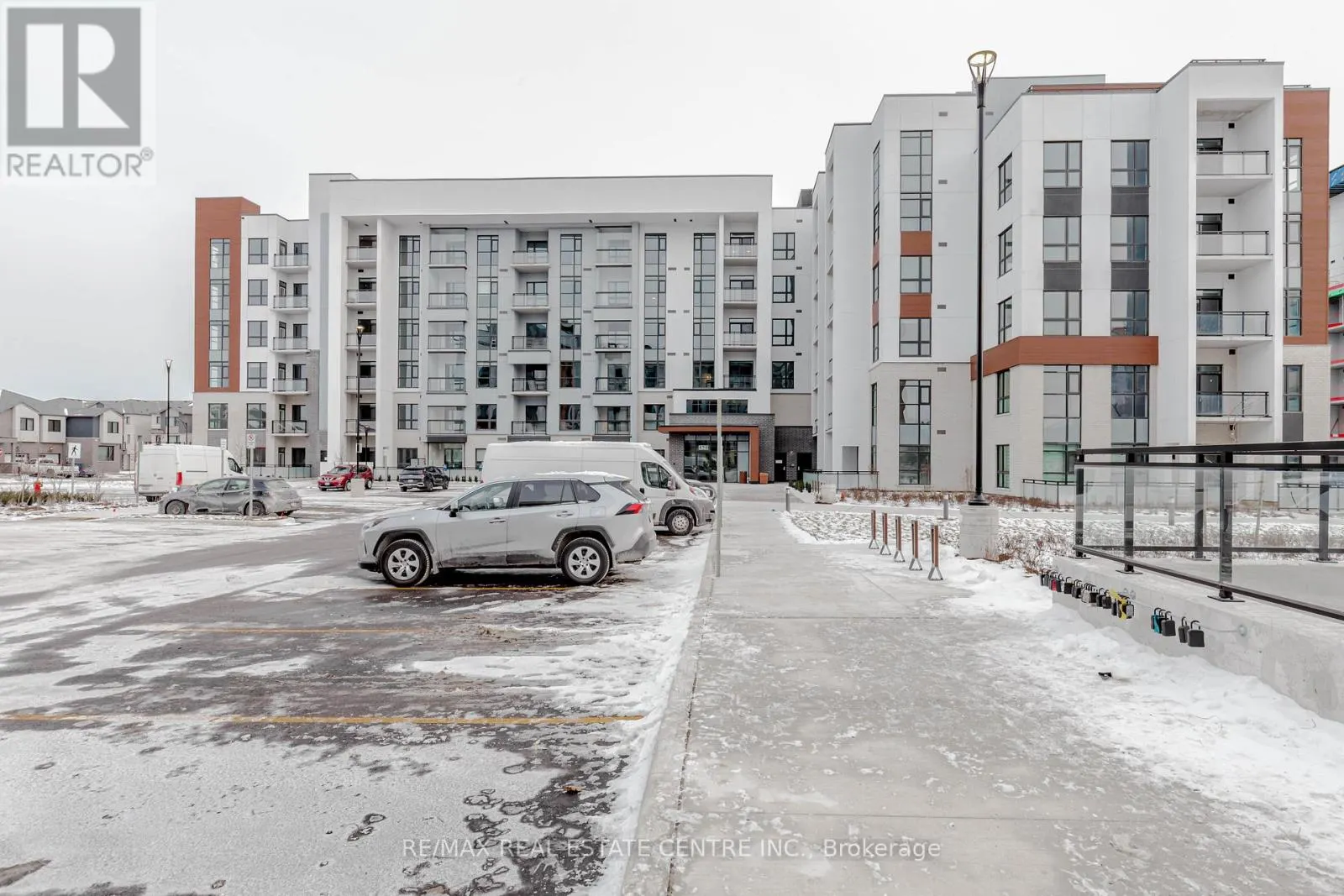 219 - 470 GORDON KRANTZ AVENUE