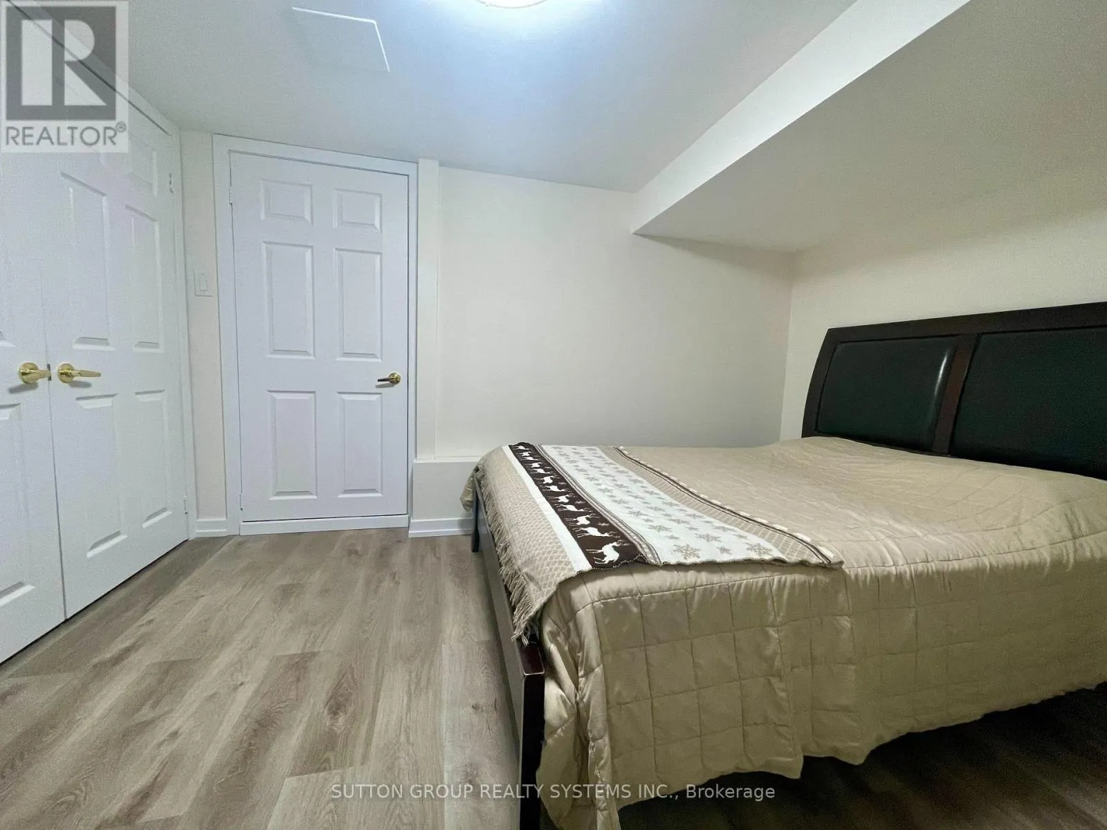 1 ELMLEA AVENUE