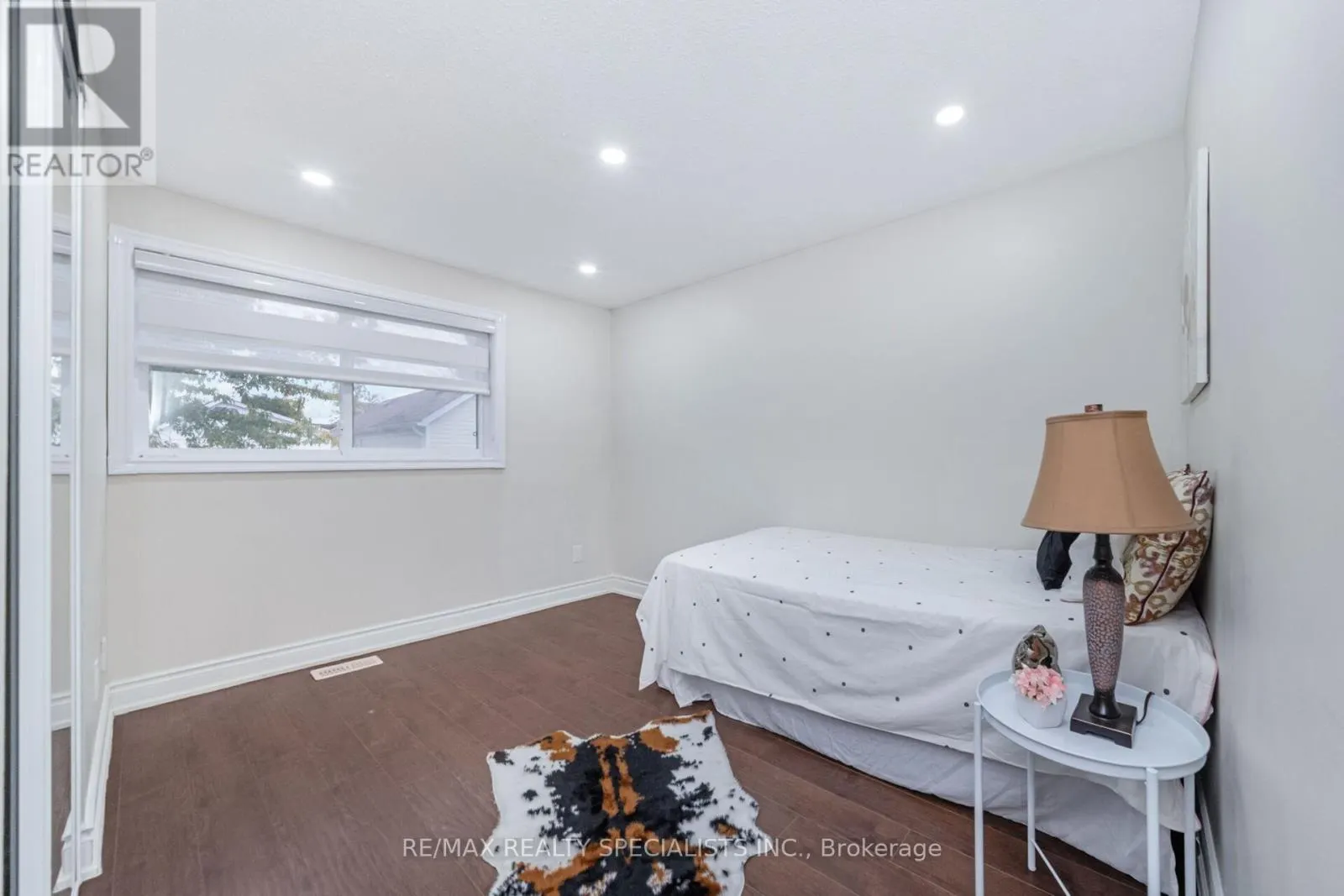 46 HINDQUARTER COURT
