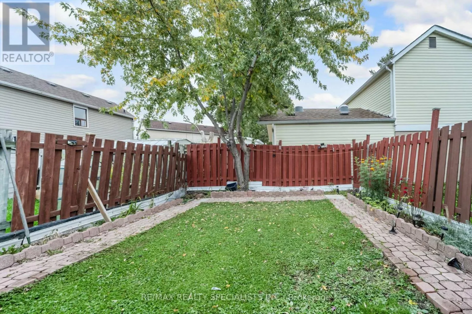 46 HINDQUARTER COURT