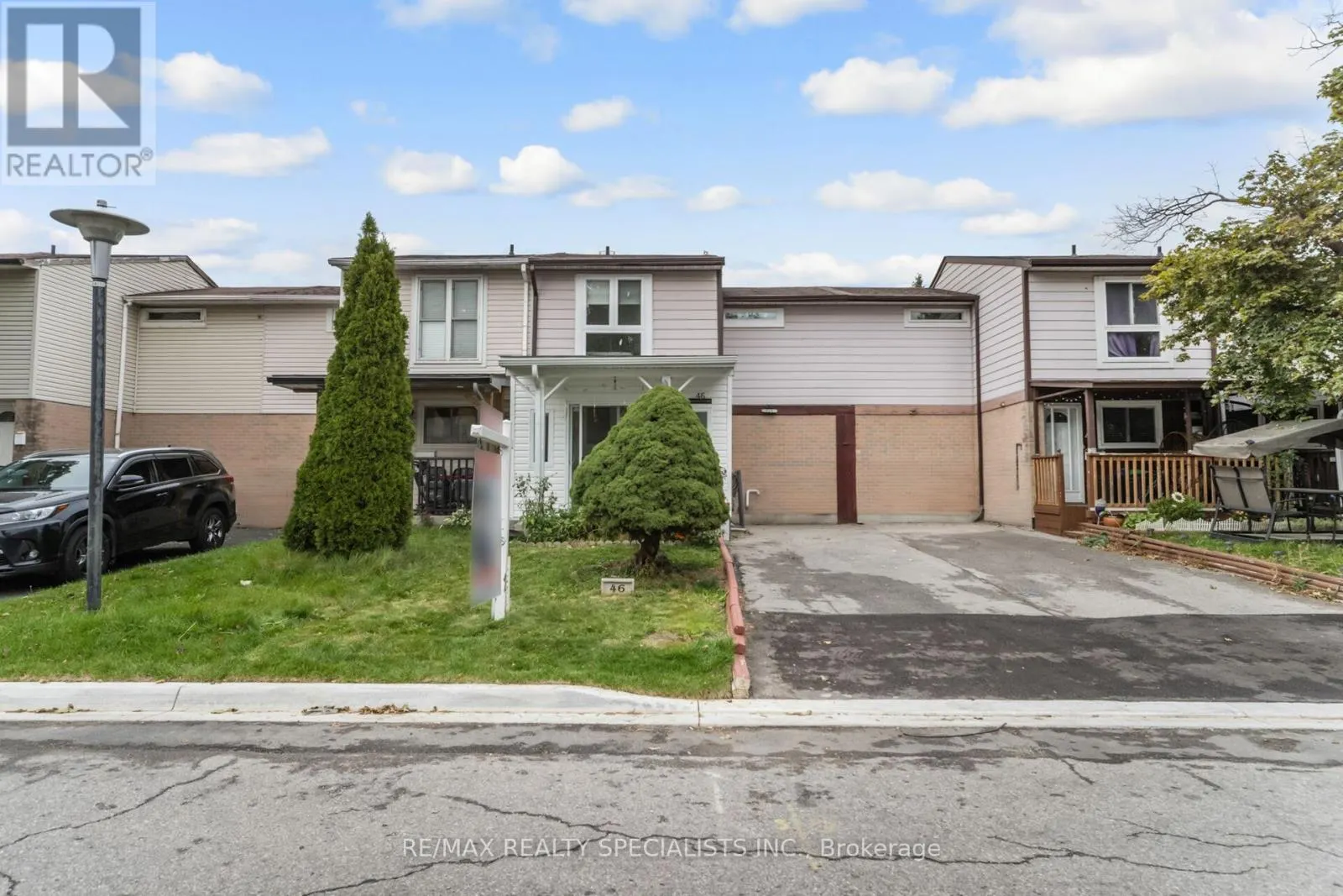 46 HINDQUARTER COURT
