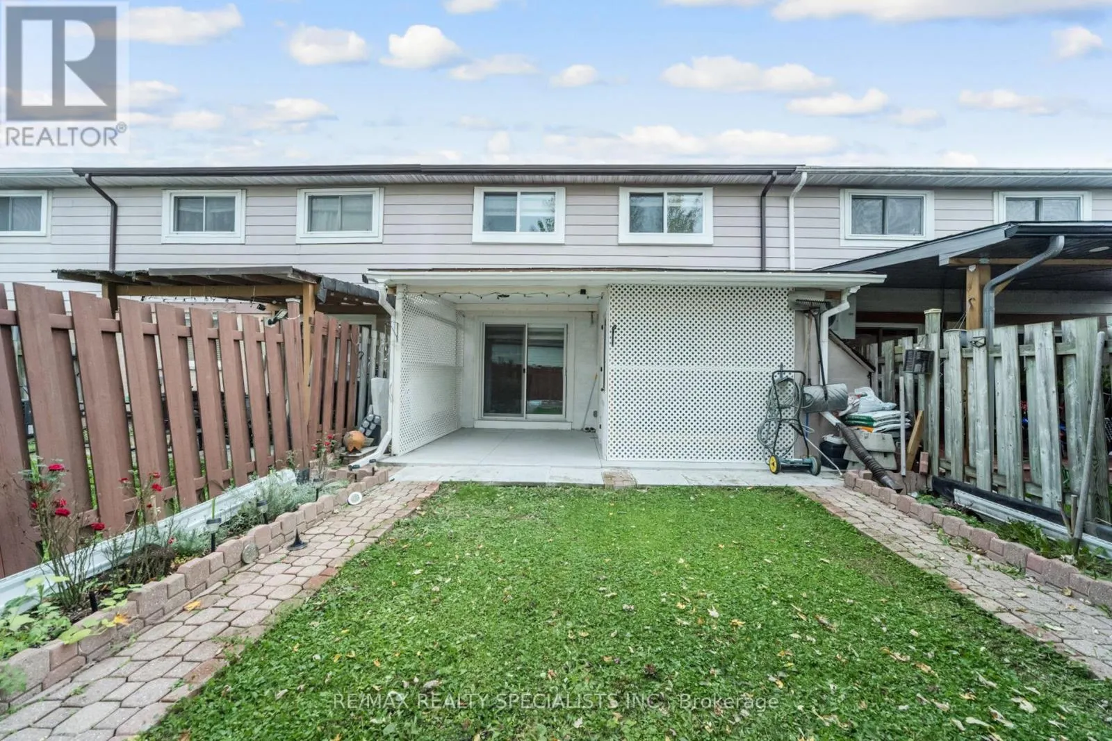 46 HINDQUARTER COURT