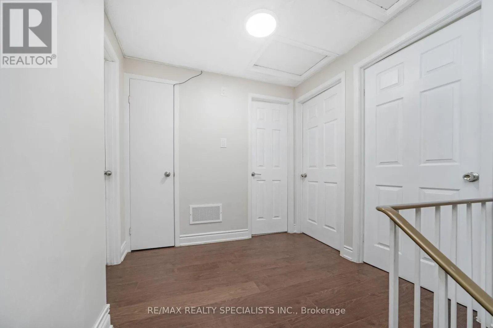 46 HINDQUARTER COURT