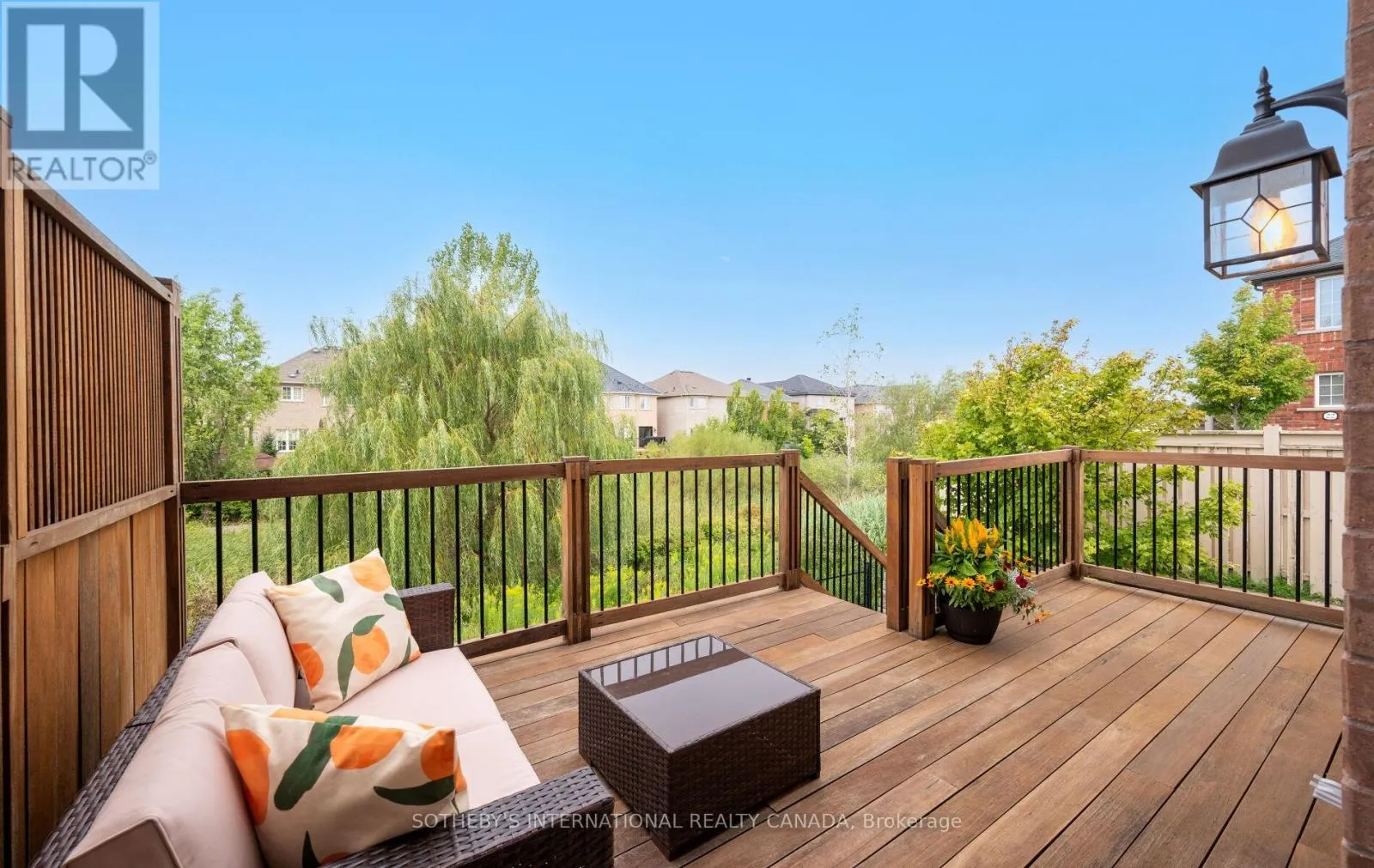21 - 745 FARMSTEAD DRIVE