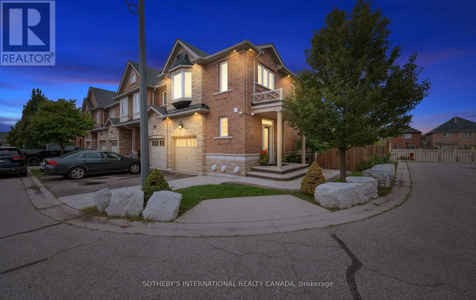 21 - 745 FARMSTEAD DRIVE
