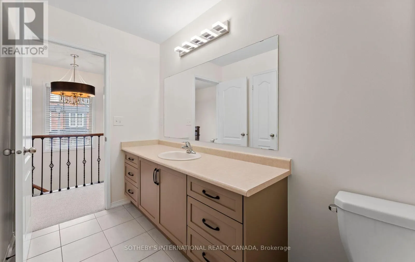 21 - 745 FARMSTEAD DRIVE
