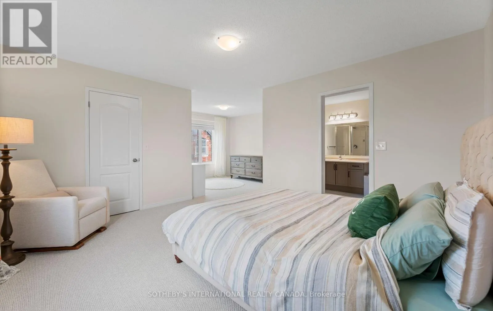 21 - 745 FARMSTEAD DRIVE