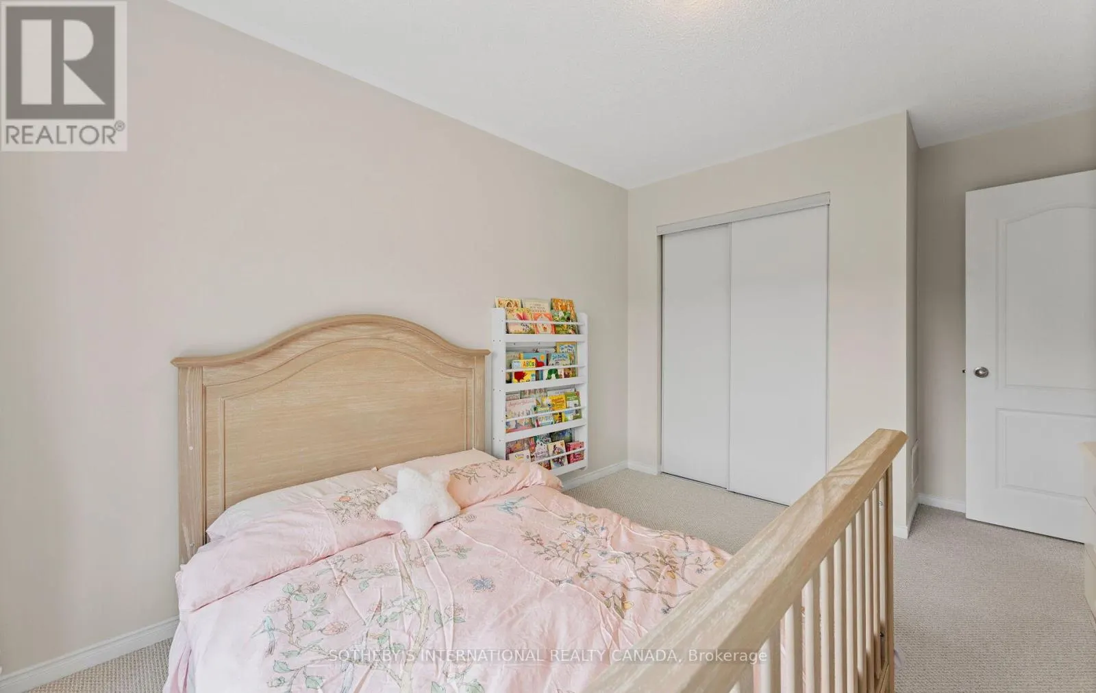 21 - 745 FARMSTEAD DRIVE