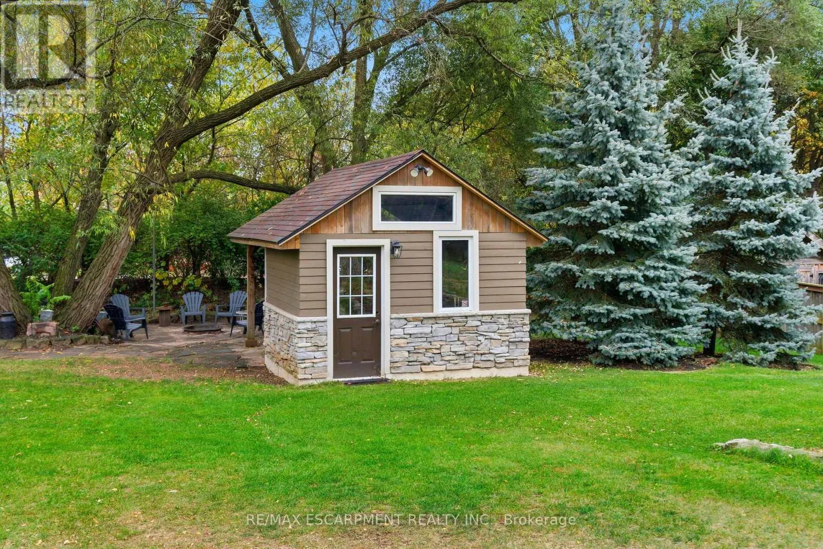 792 OLD YORK ROAD
