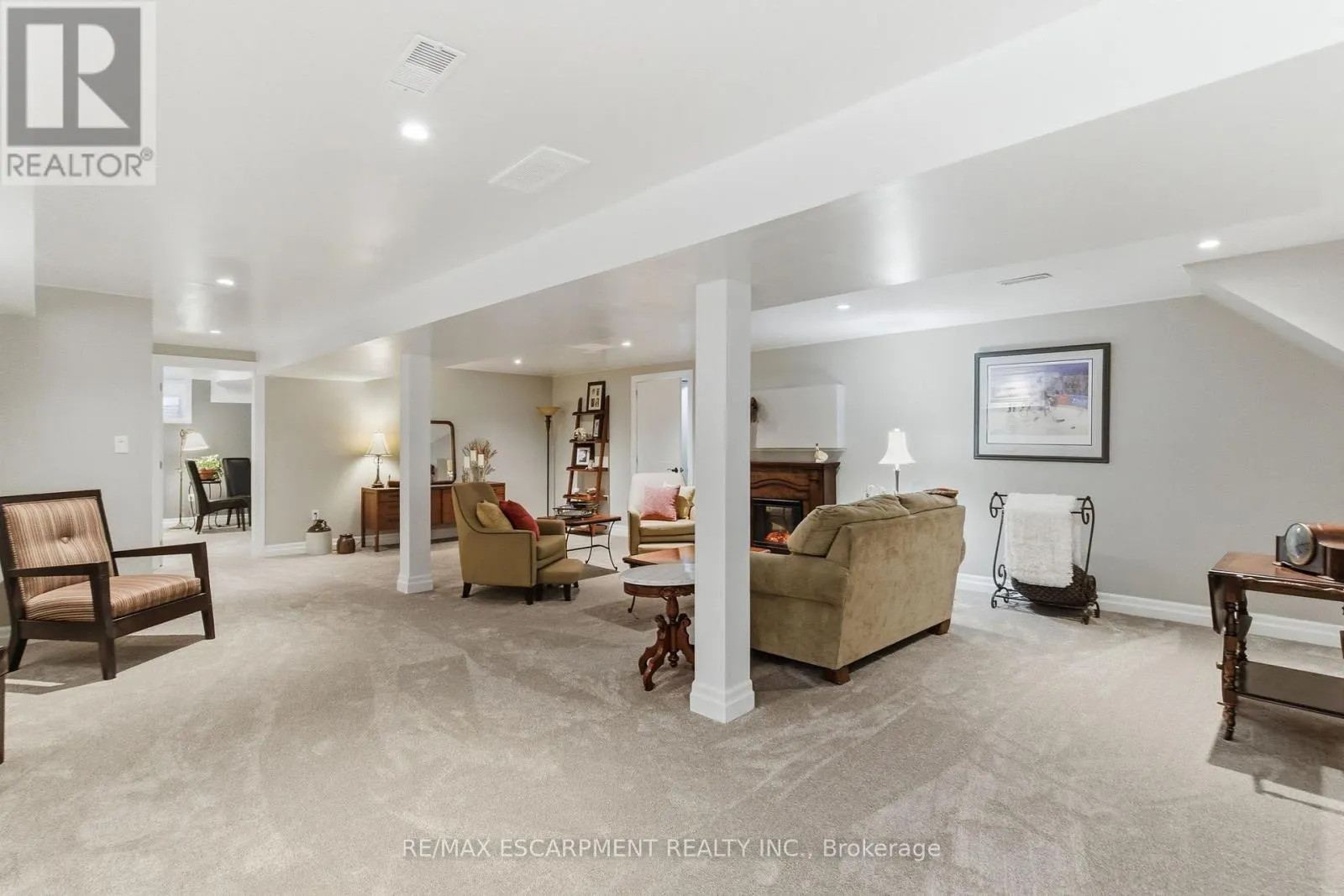 792 OLD YORK ROAD
