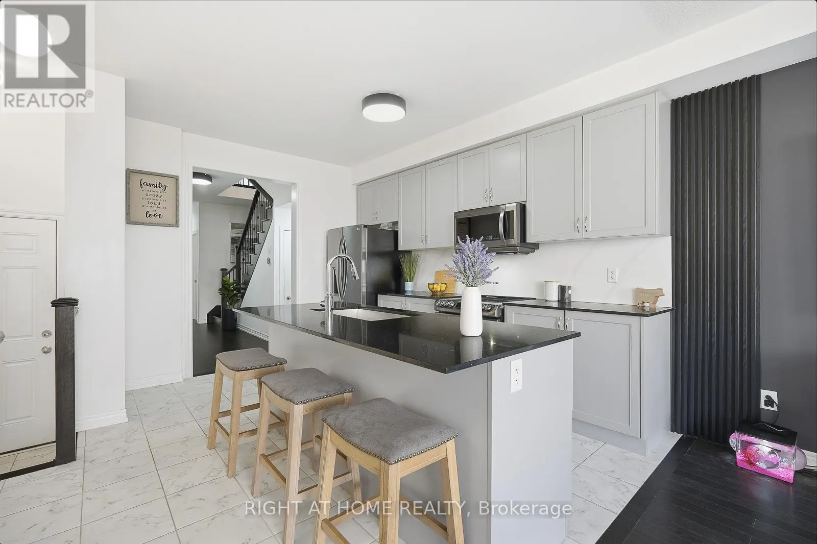 16 ANGELFISH ROAD