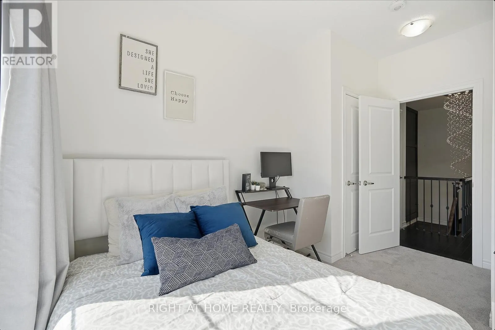 16 ANGELFISH ROAD