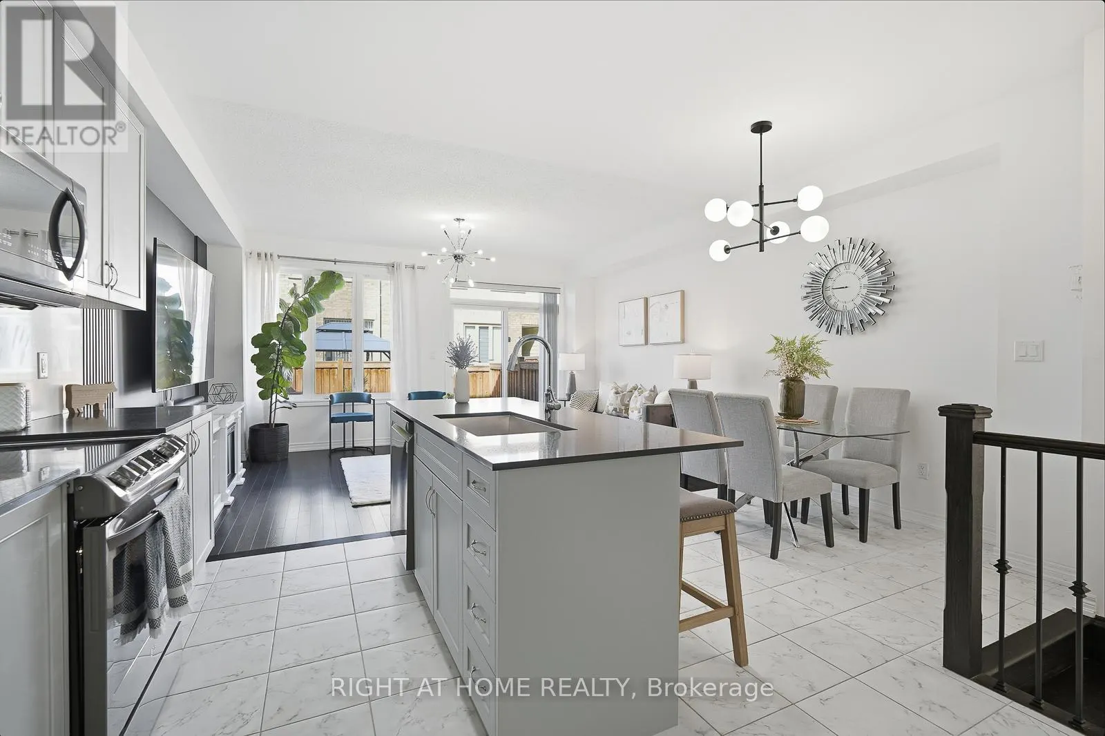 16 ANGELFISH ROAD