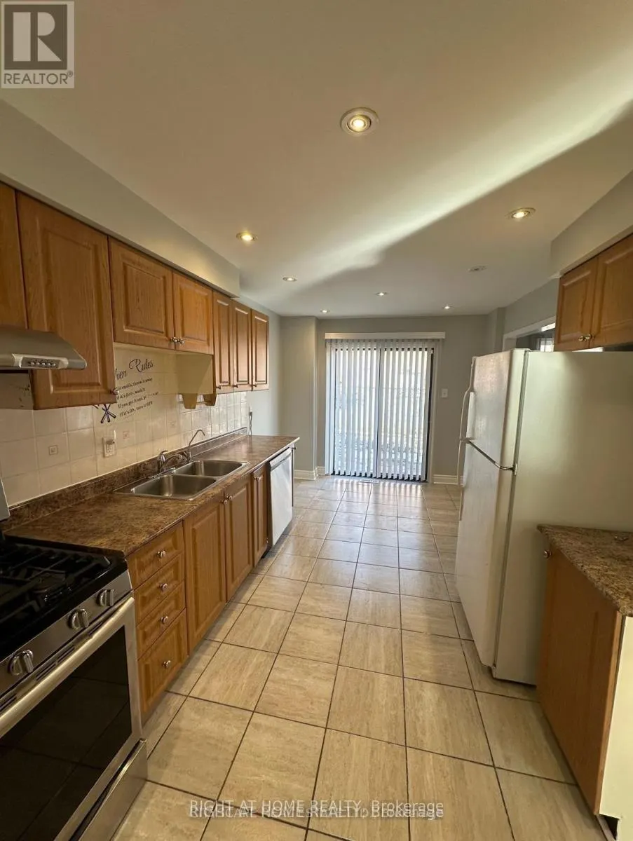 UPPER - 56 STANWELL DRIVE