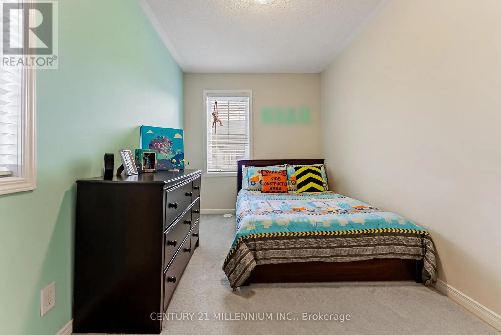 111 CEDAR LAKE CRESCENT