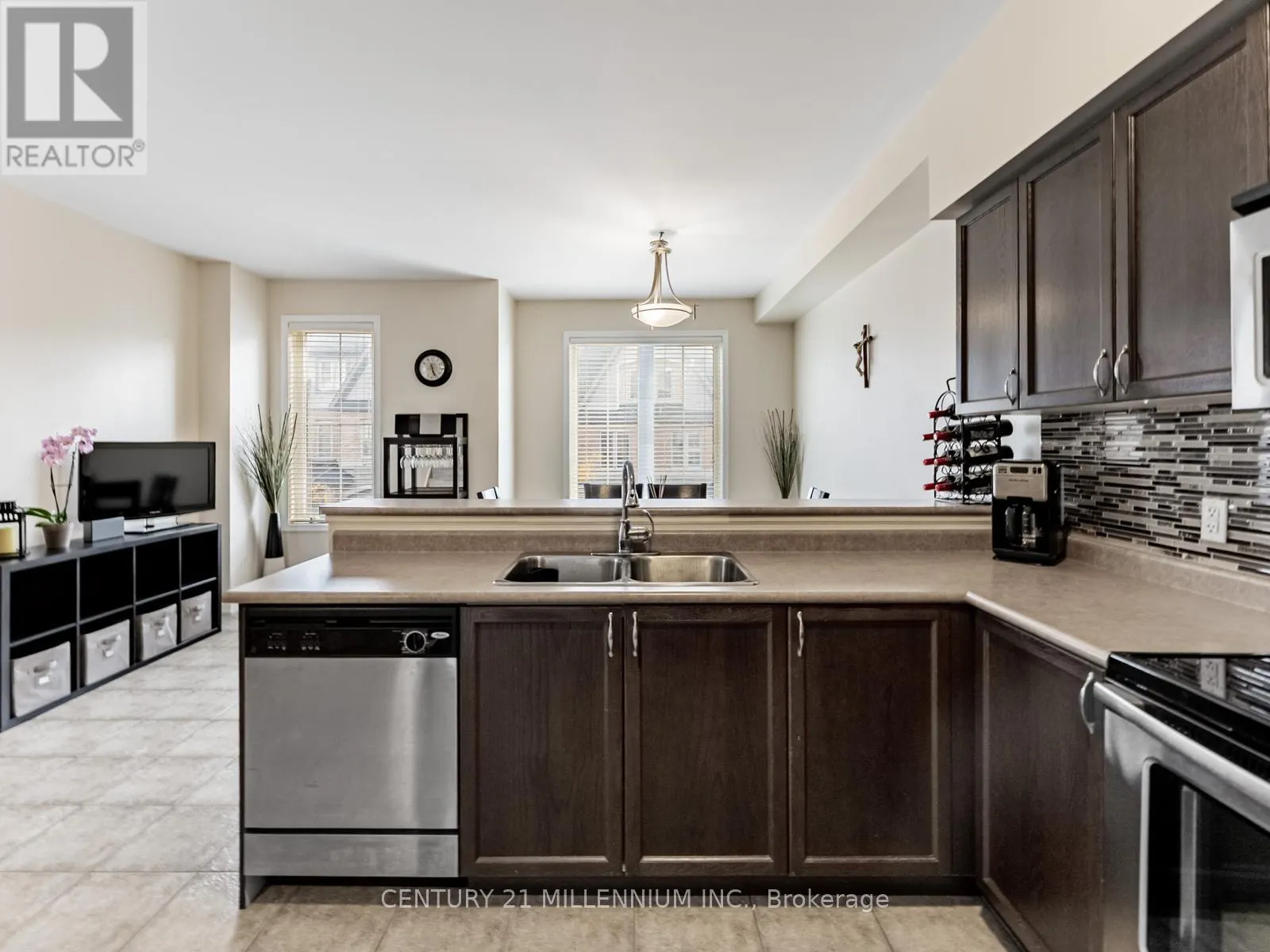 111 CEDAR LAKE CRESCENT